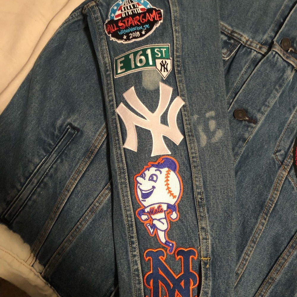 NWOT LEVI X MLB ASSEMBLY CUSTOM JACKET SZ XL! - Picture 2 of 6